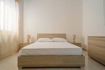 Vacation Rental for 6 Guests in Lecce, Salento, Picture 2