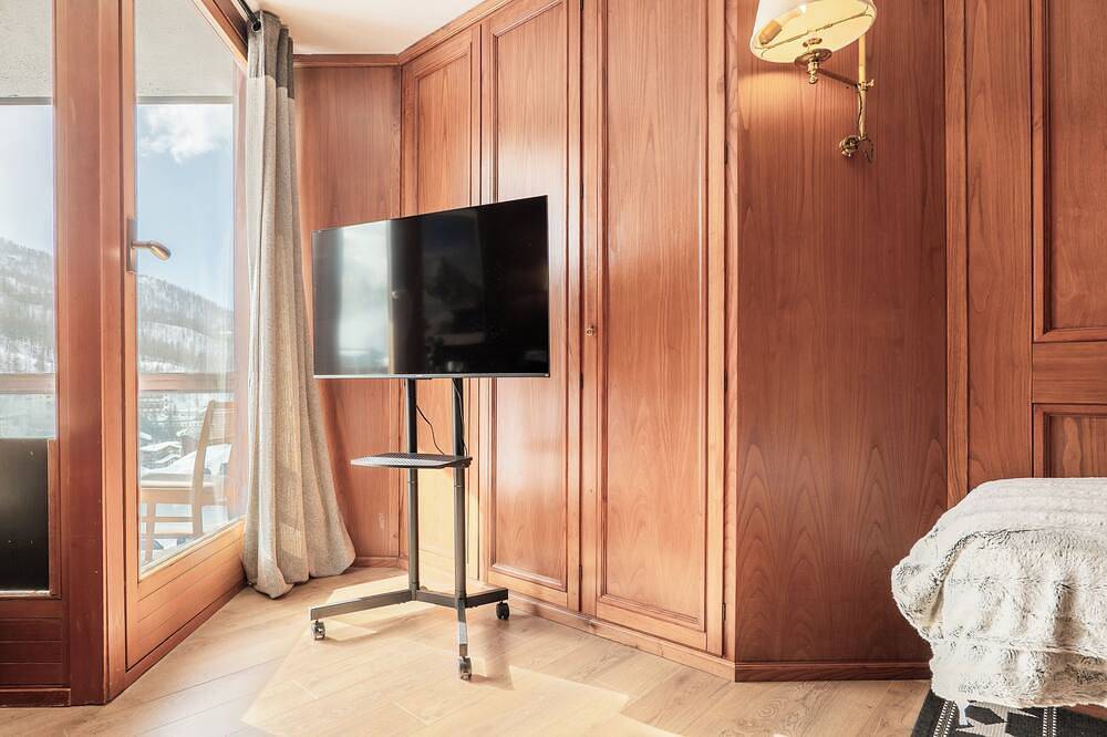 Appartement entier, Casa Lobita – Panoramic Balcony Walk to Gondola in Cervinia, Région de Valtournenche