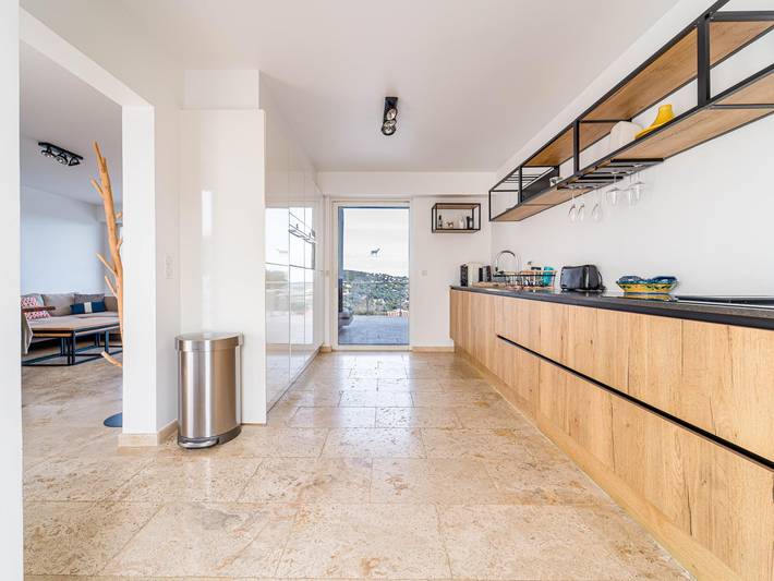 Location de vacances pour 8 personnes, avec jardin dans Plage de la Garonnette - 3