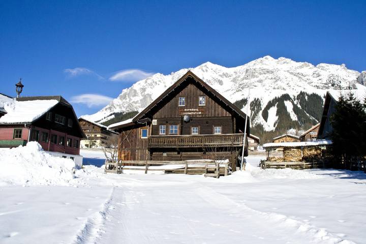 Ferienhaus für 4 Personen, mit Ausblick in Ramsau am Dachstein