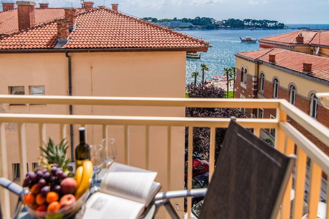 Ganze Wohnung, Ferienwohnung Vesna mit Meerblick in Poreč, Grad Poreč