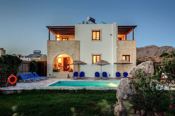 Villa für 12 Personen, mit Garten und Balkon - 1