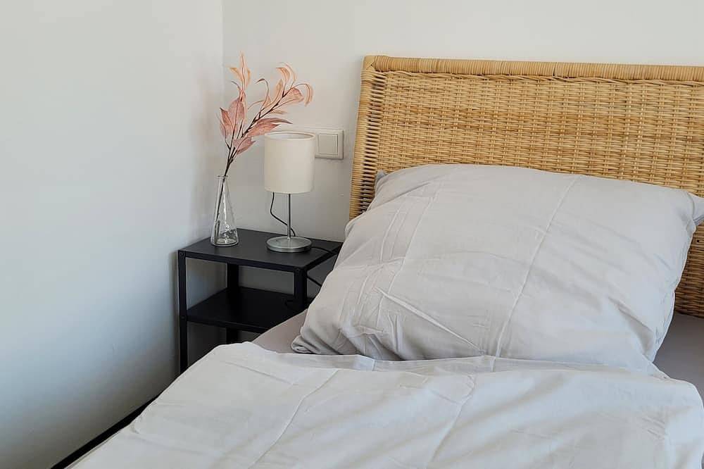 Ganze Wohnung, Privatzeit Berg Messe Eg, 2,5 Zimmer, Homeoffice, W-Lan in Bergisch Gladbach, Rheinisch-Bergischer Kreis