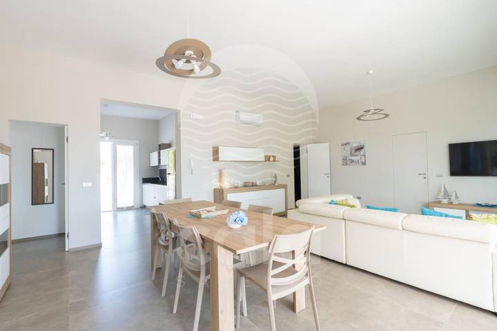 Chambre d’hôte pour 8 personnes, avec vue et jardin, animaux acceptés à Porto Cesareo - 2