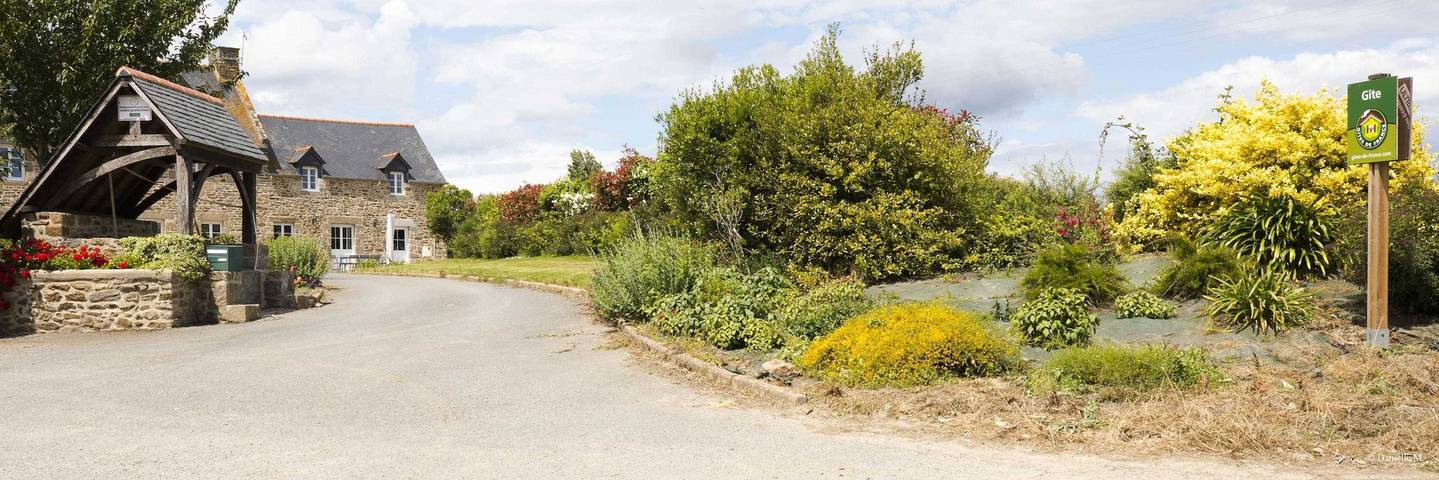 Gîte pour 6 personnes, avec jardin ainsi que piscine et terrasse à Saint-Jouan-des-Guérets - 2