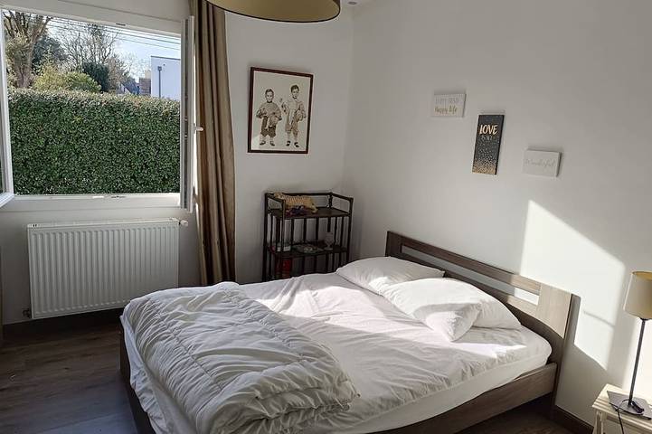 Location de vacances pour 11 personnes, avec Terrasse et Jardin dans Plage Saint Marc - 2