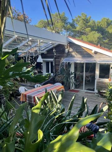 Gîte pour 4 personnes, avec jardin et terrasse dans Plage De La Savane