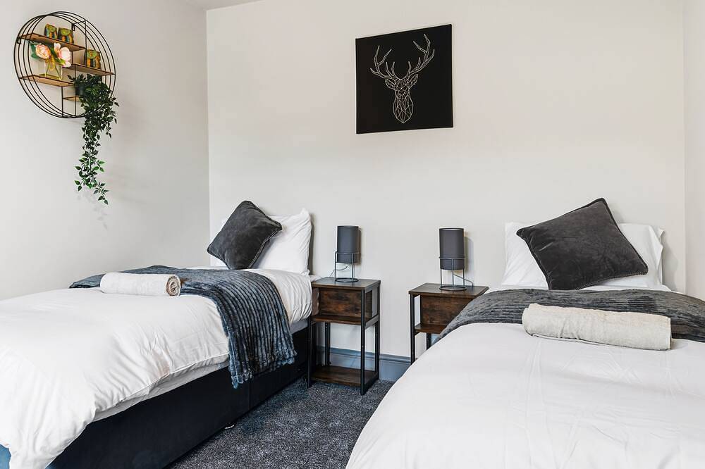 Spacious 4B home, great for families/contractors in Wigan, Greater Manchester