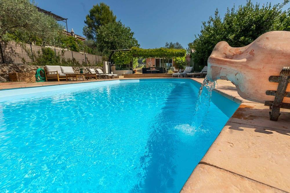Villa provençale climatisée avec piscine privée in Montfort-sur-Argens, Brignoles Region