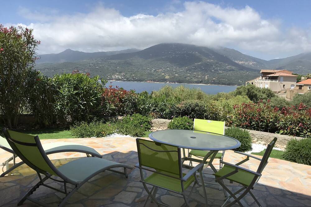 Appartement entier, 2 pièces dans villa, calme, vue mer, proximité plages et centre ville in Propriano, Arrondissement de Sartène