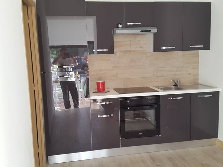 Apartamento entero, Apartamento 'Les Orangers' con Jardín Privado, Wi-Fi y Aire Acondicionado in Cannes La Bocca, Cannes