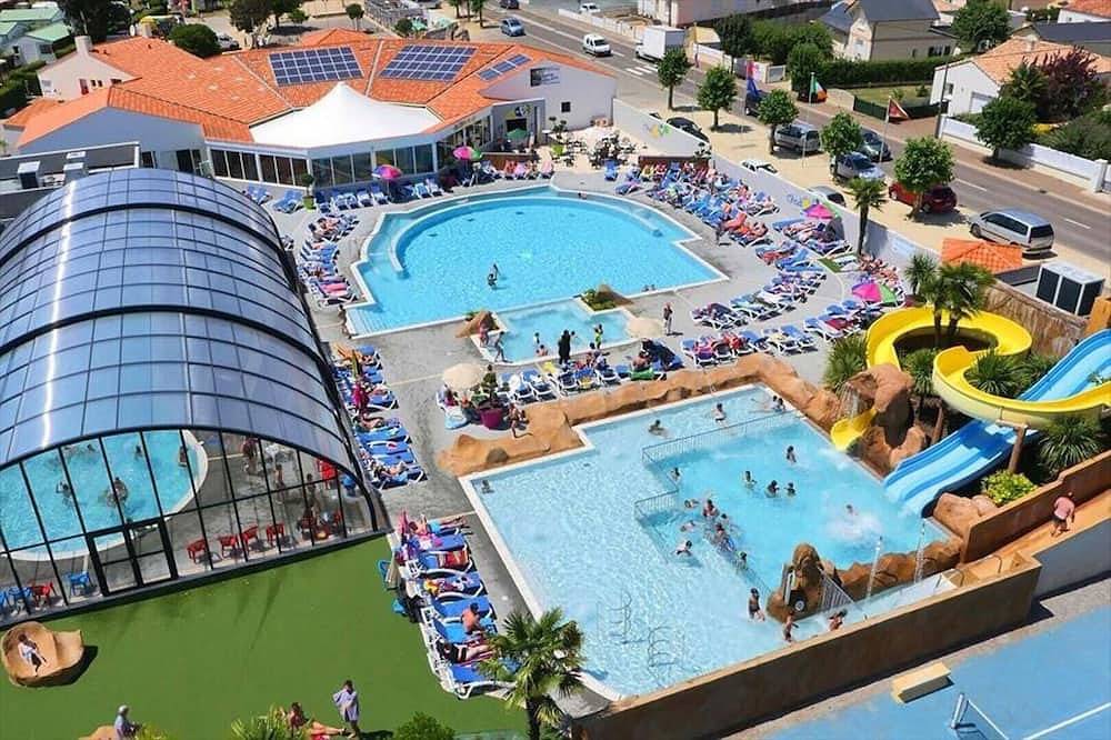¡Una casa móvil de 3 dormitorios excepcionalmente limpia y bien mantenida en una ubicación encantadora! in Jard-sur-Mer, Vandea