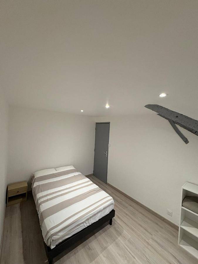 Gîte pour 4 personnes, avec terrasse dans Office De Tourisme De Millau - 3