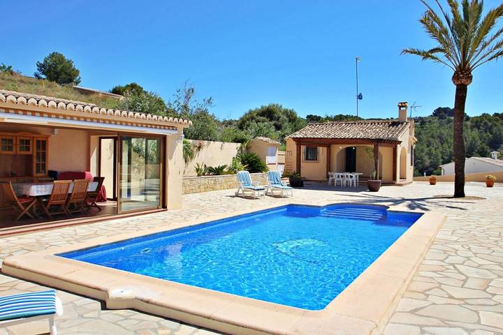 Maison de vacances pour 4 personnes, avec piscine et terrasse - 1