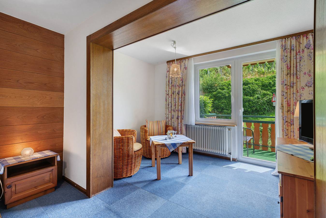 Zimmer '5' mit Bergblick, Gemeinschaftsterrasse und Wi-Fi in Glottertal, Südschwarzwald