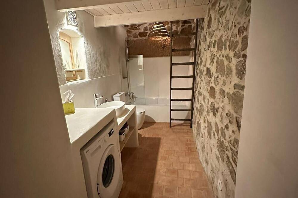 Enchanting Farmhouse between the beaches of Aljezur and the Monchique mountains in Monchique, Monchique gebirge