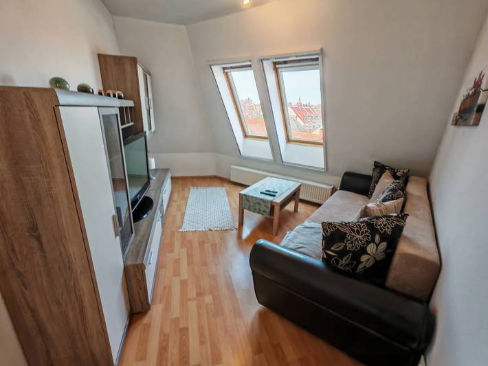Ganze Wohnung, White Apartment – Gemütlicher und zentraler Rückzugsort mit einem Schlafzimmer in Kecskemét in Ketschkemet, Kecskeméti járás