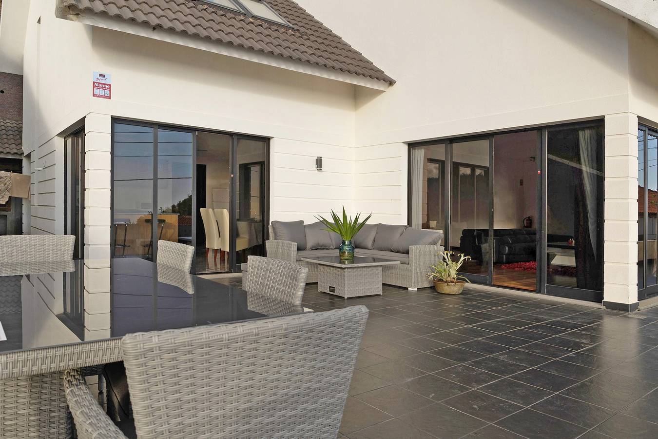 Holiday Home Madeira Aurelio Village with Sea View, Terrace & Wi-Fi in Campanário, Madeira