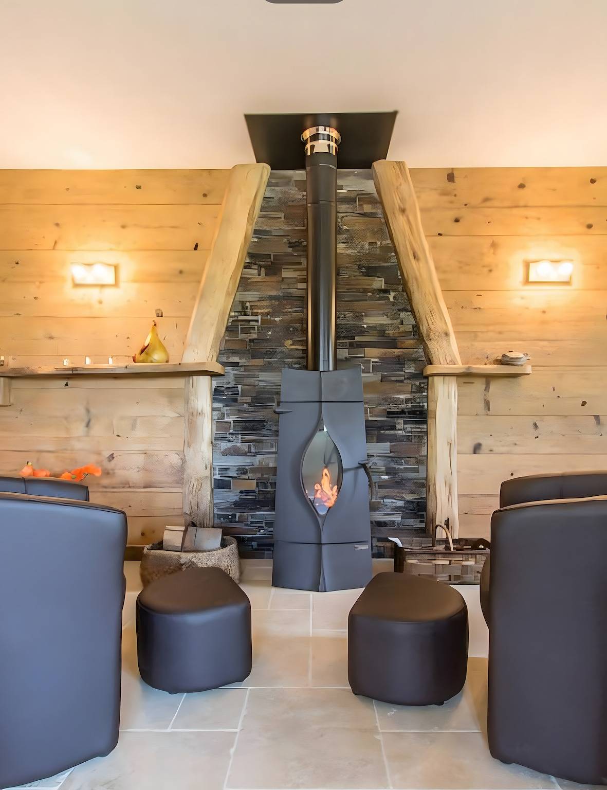 Appartement entier, Appartement 'Le Soli - 5 Pers' avec vue sur les montagnes, jardin privé et Wi-Fi in Taninges, Région de Bonneville