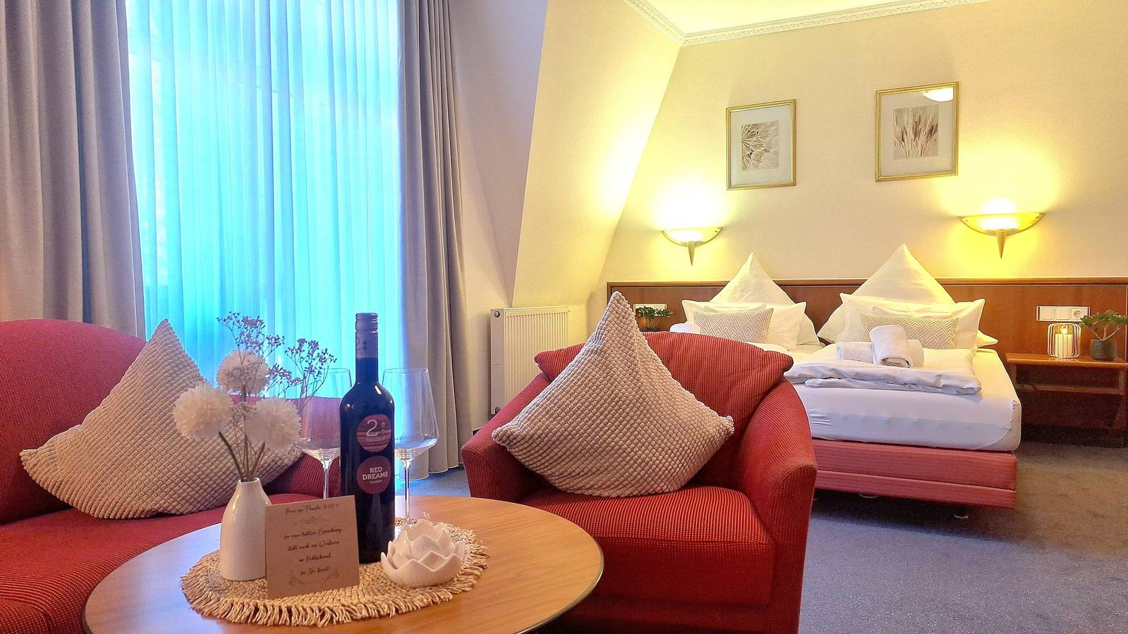 Ganze Ferienwohnung, 1 Raum Apartment großer Balkon in Bad Kissingen, Rhön-Bayern