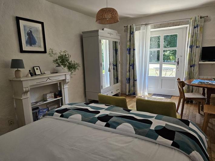 Location de vacances pour 2 personnes, avec vue ainsi que terrasse et jardin à Longueville (Manche) - 3