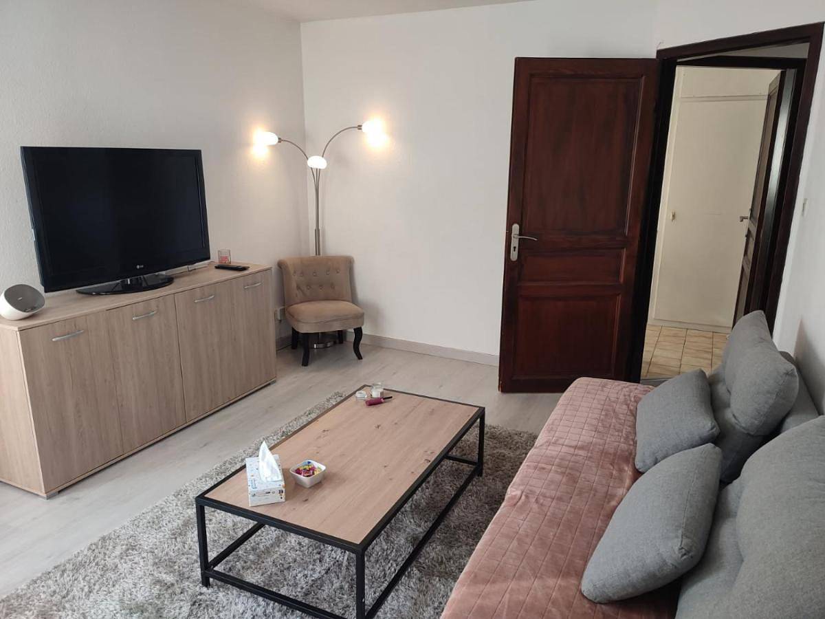 Appartement entier, F2 Florival 45m2, avec terrasse, route du vin et free parking in Guebwiller, Parc naturel régional des Ballons des Vosges