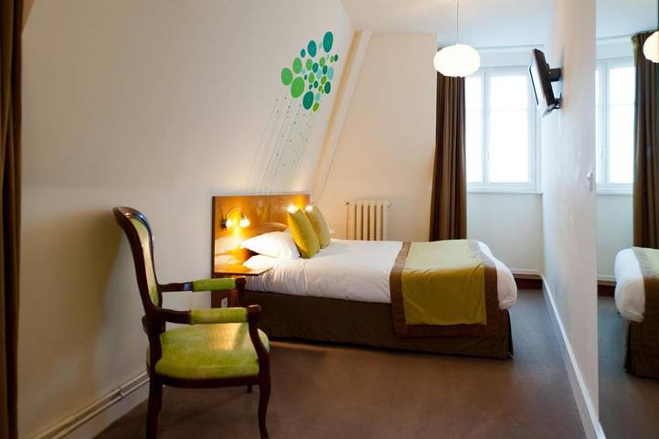 Hôtel pour 2 personnes, avec terrasse dans Thermes de Bagnoles de l'Orne - 3