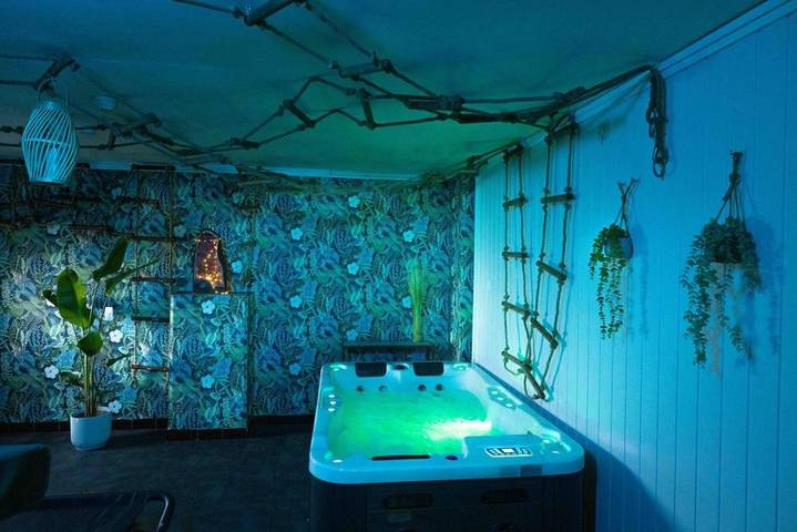 Maison de campagne pour 4 personnes, avec Terrasse et Jacuzzi ainsi que Jardin et Sauna à Floreffe