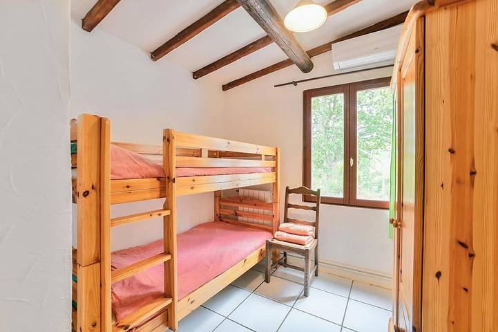 Location de vacances pour 8 personnes, avec jardin à Aspiran - 4