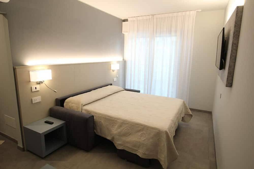 Entire apartment, Persea Mare 3B tutti i comfort a 2 passi dal mare in Taggia (City), Taggia