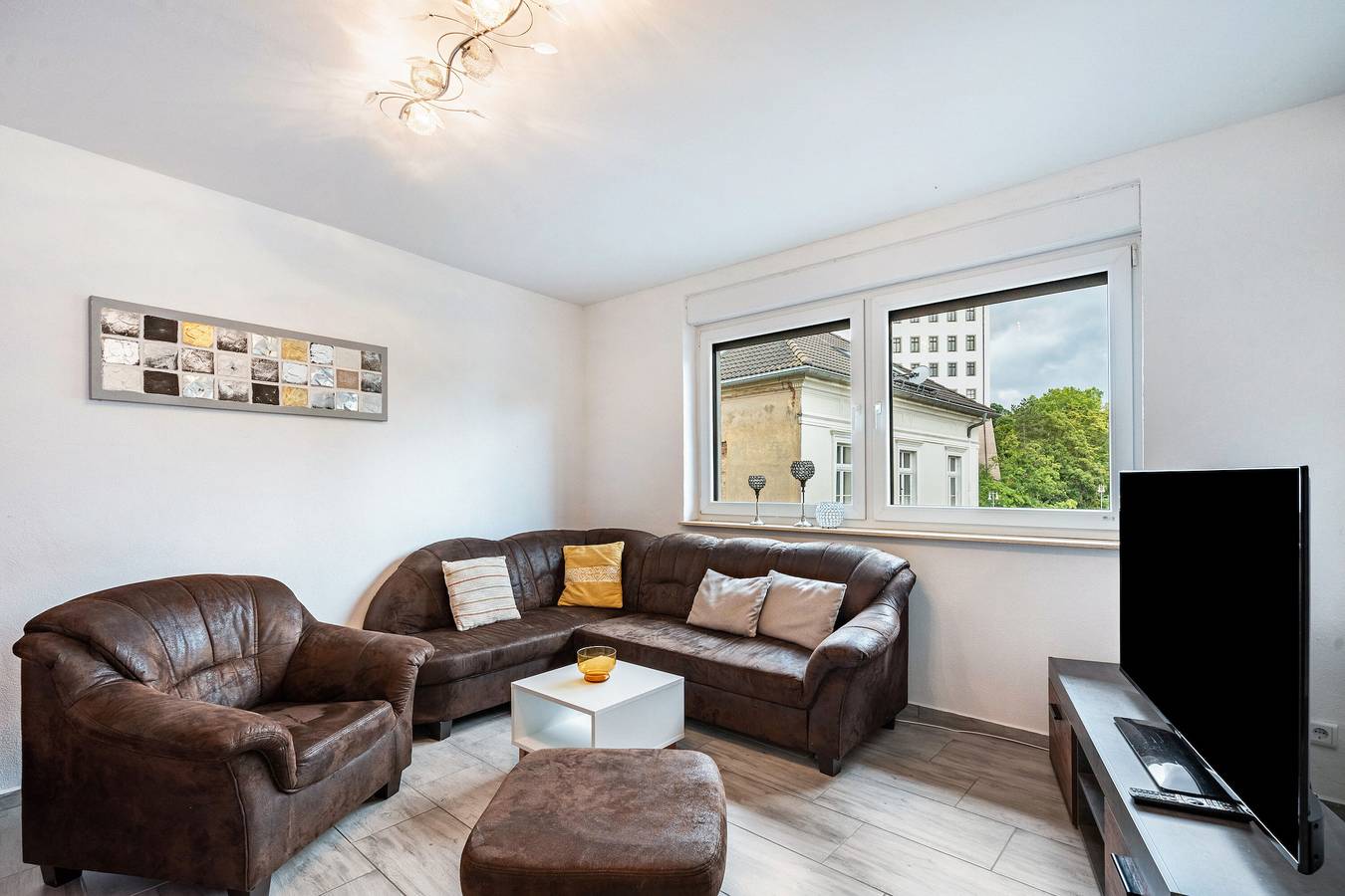 Ganze Wohnung, Ferienwohnung 'Am Residenzschloss' mit großer Terrasse und Wi-Fi in Altenburg, Ostthüringen