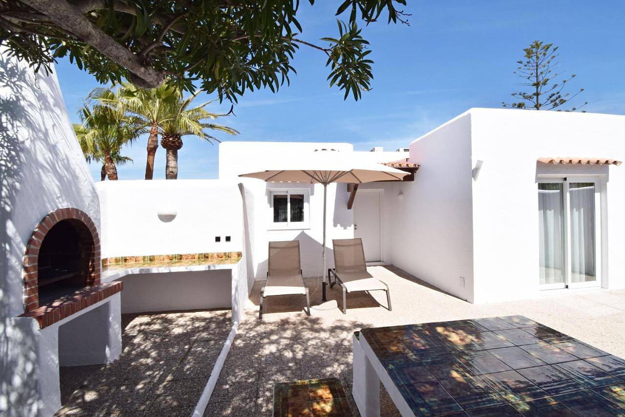 Residencial Bogamarí in Playa es Puet, Sant Josep de sa Talaia