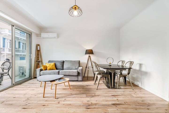 Ferienwohnung für 3 Personen, mit Balkon, mit Haustier in Antibes - 2