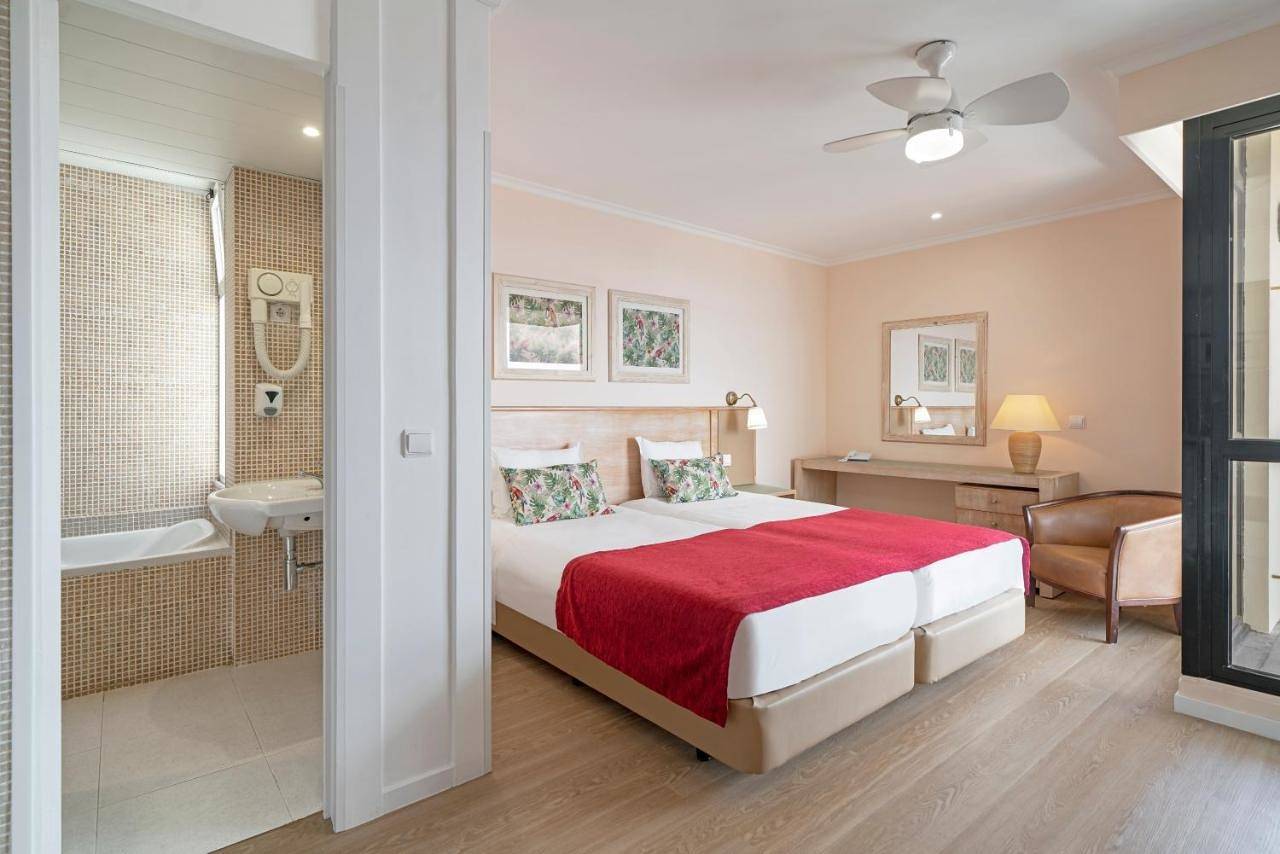 Dorisol Buganvilia Studio Hotel in São Martinho, Île de Madère