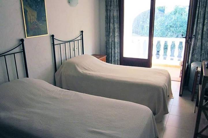 Location de vacances pour 8 personnes, avec jardin à Orba - 2