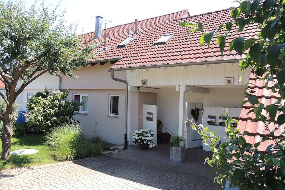 Ganze Wohnung, Ferienwohnung direkt am Stromberg in Cleebronn, Kraichgau