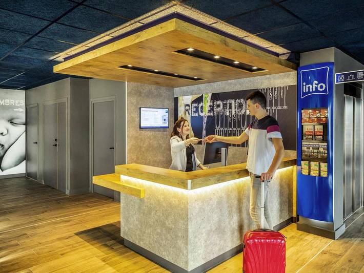 Hôtel pour 3 personnes, avec terrasse, animaux acceptés