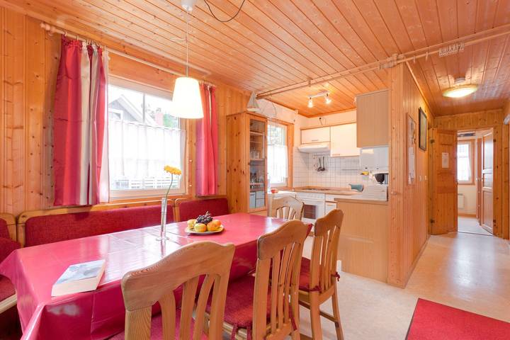 Haus am See in Badestrand Userin, Userin