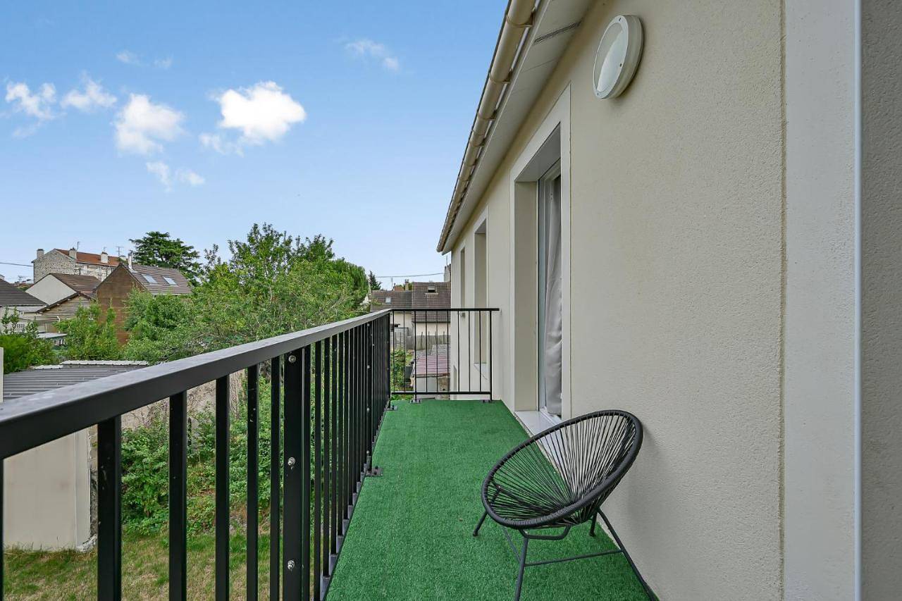 Four-Bedroom House in Bezons, Val-d'Oise