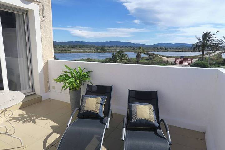 Gîte pour 4 personnes, avec terrasse dans Plage des Salins (Hyeres)