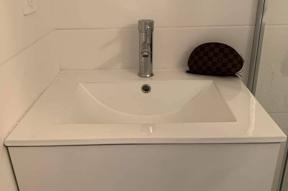 Apartamento entero, Appartement F2 Avec Large Balcon in Embrun (Altos Alpes), Parque Nacional de los Ecrins