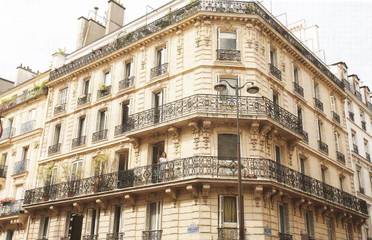 Chambre d’hôte pour 2 personnes, avec balcon à Paris