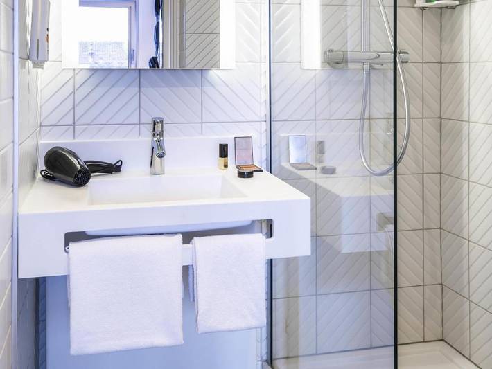 Hôtel pour 4 personnes, avec vue, animaux acceptés à Sceaux - 4
