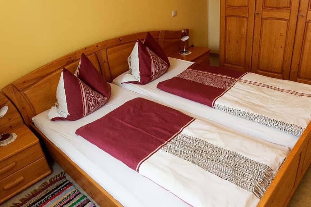 Ganze Wohnung, Barrierefreie 70qm Ferienwohnung mit Terrasse und Balkon in Wegscheid, Ostbayern