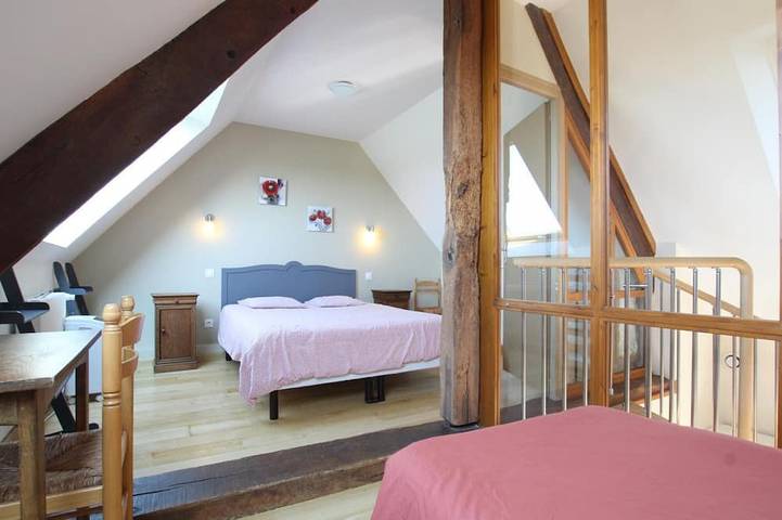 Gîte pour 3 personnes, avec jardin à Servon - 2