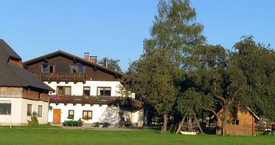 Bauernhof für 5 Personen, mit Ausblick und Garten, kinderfreundlich in Oberösterreich