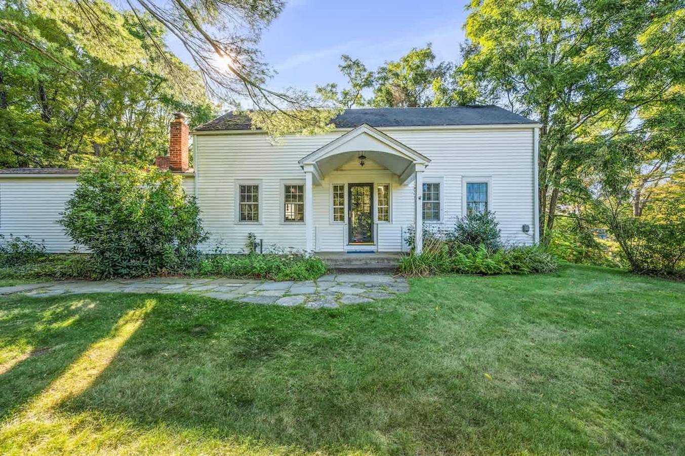 Perfect upstate home in Rhinebeck w  low fees in Dutchess County