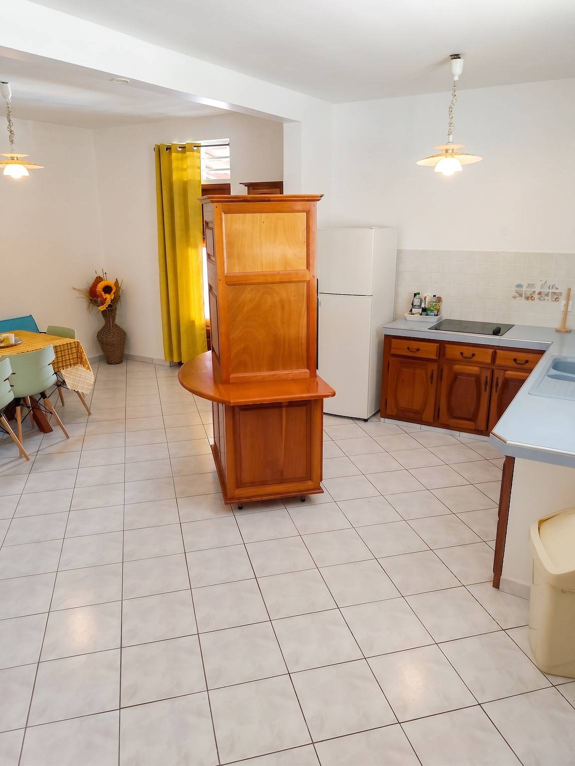 Apartamento entero, Apartamento con Balcón en Le Gosier, 97 m², Piscina in Le Gosier, Guadalupe