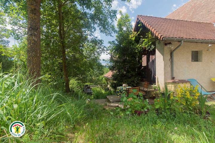 Gîte pour 3 personnes, avec Terrasse et Jardin
