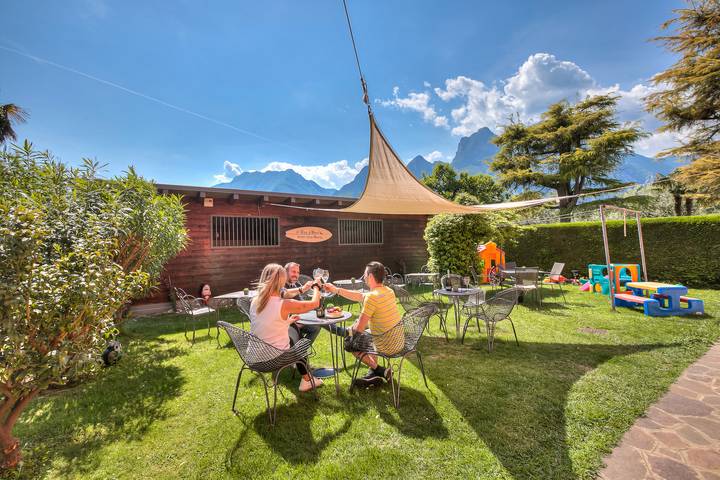 Ferienwohnung für 2 Personen, mit Pool und Balkon sowie Seeblick in Torbole - 3